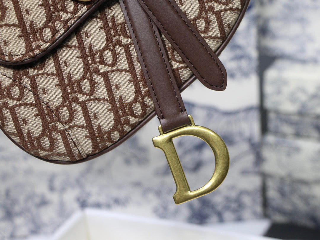 Dior Saddle Bag with Strap in Brown Oblique Jacquard