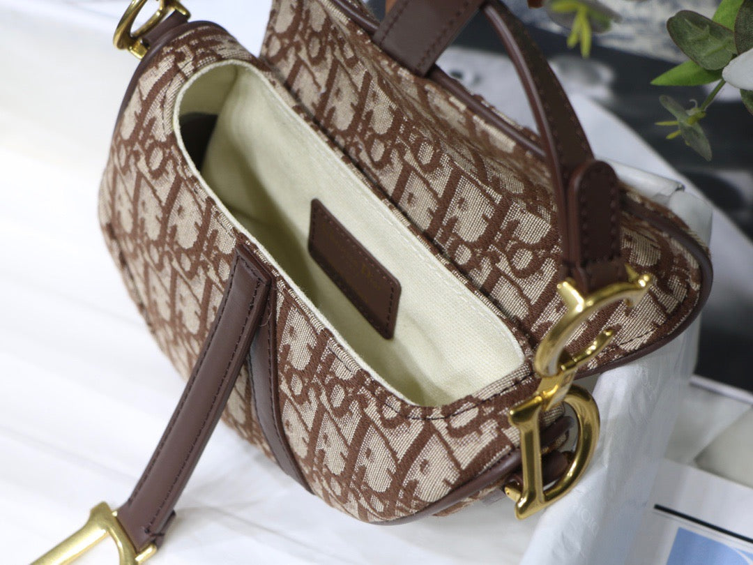 Dior Saddle Bag with Strap in Brown Oblique Jacquard