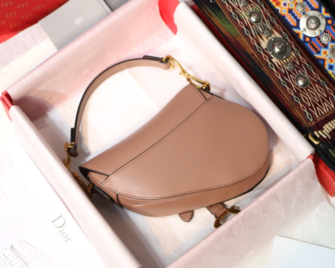 Dior Saddle Bag with Strap in Warm Taupe Smooth Calfskin