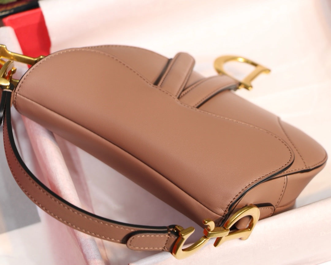 Dior Saddle Bag with Strap in Warm Taupe Smooth Calfskin