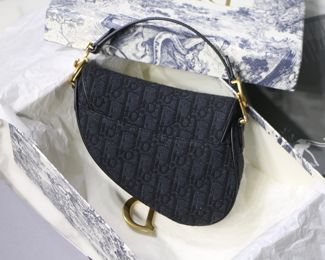 Dior Saddle Bag with Strap in Black Oblique Jacquard