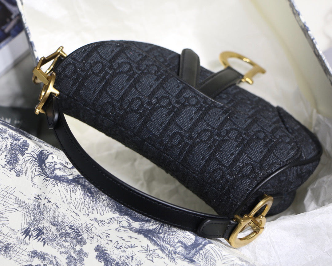 Dior Saddle Bag with Strap in Black Oblique Jacquard