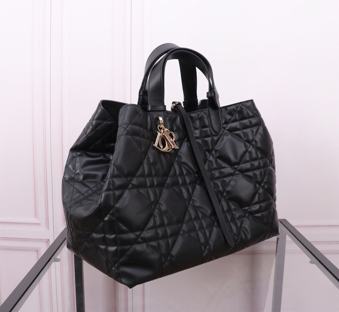 Dior Toujours Large Bag in Black Macrocannage Calfskin