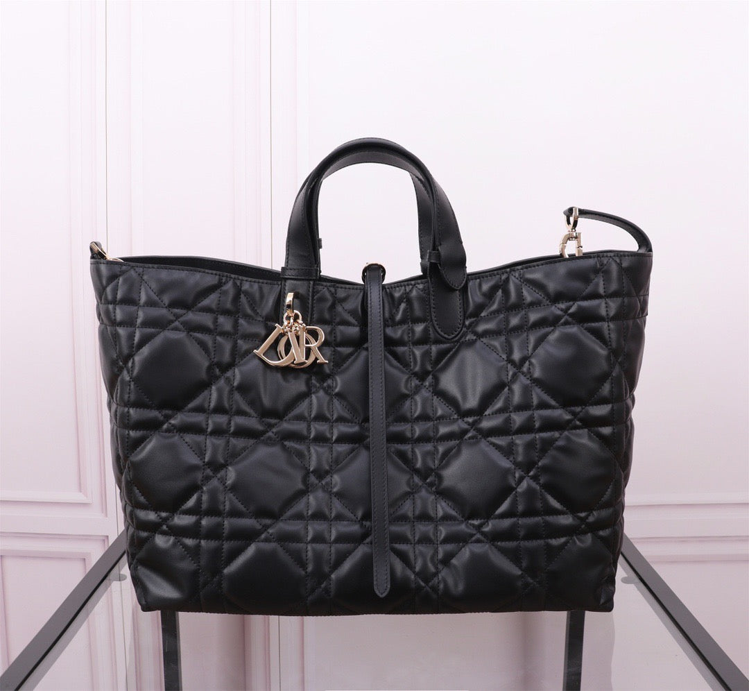 Dior Toujours Large Bag in Black Macrocannage Calfskin