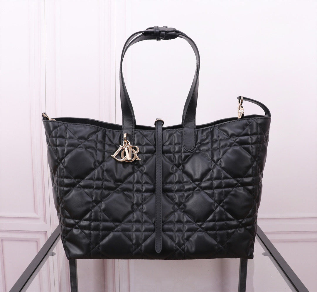 Dior Toujours Large Bag in Black Macrocannage Calfskin