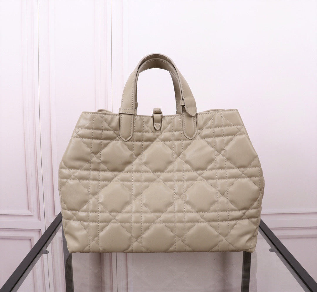 Dior Toujours Large Bag in Beige Macrocannage Calfskin