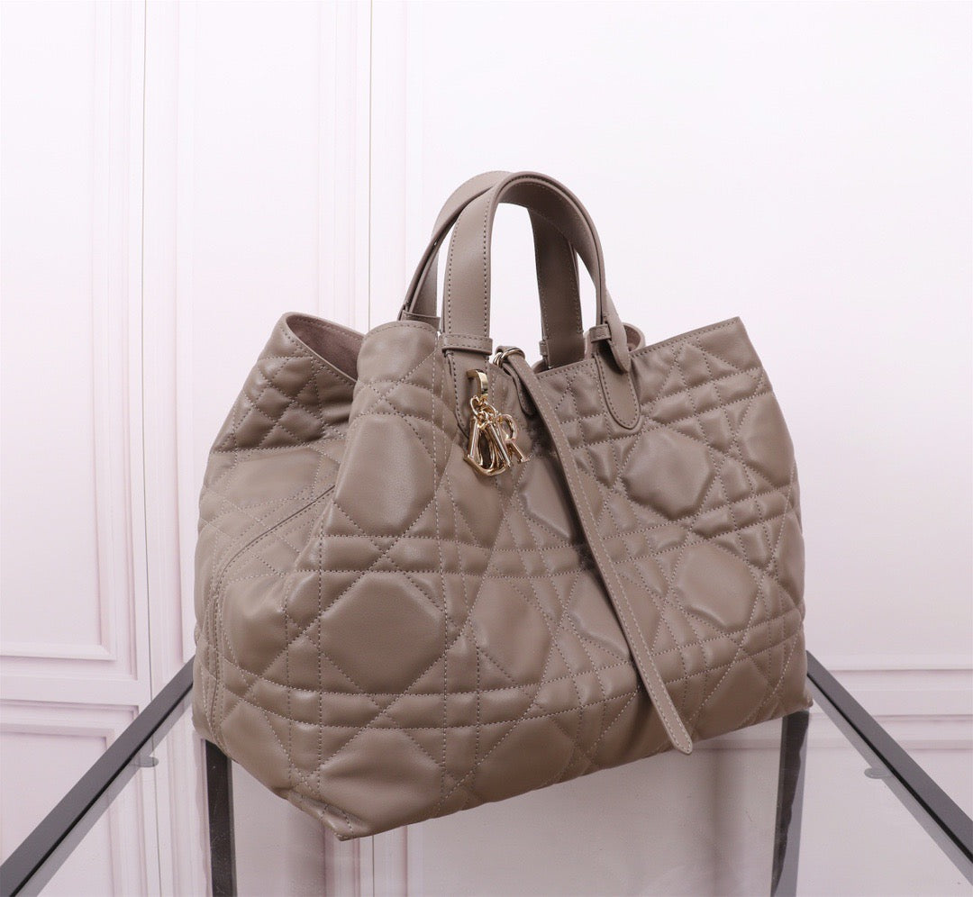 Dior Toujours Large Bag in Bean Paste Powder Macrocannage Calfskin