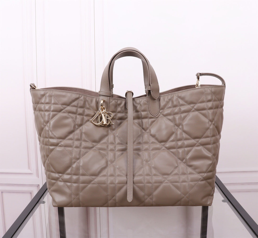 Dior Toujours Large Bag in Bean Paste Powder Macrocannage Calfskin