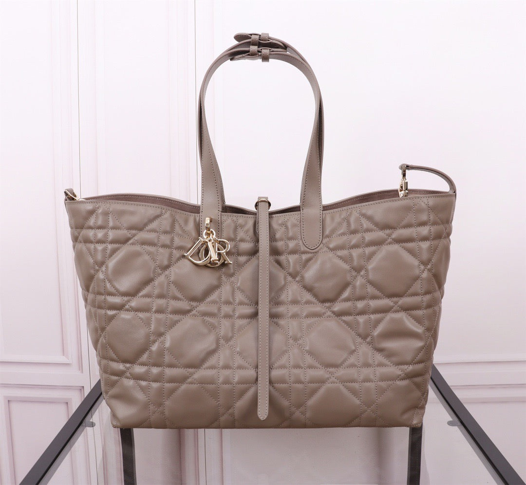 Dior Toujours Large Bag in Bean Paste Powder Macrocannage Calfskin