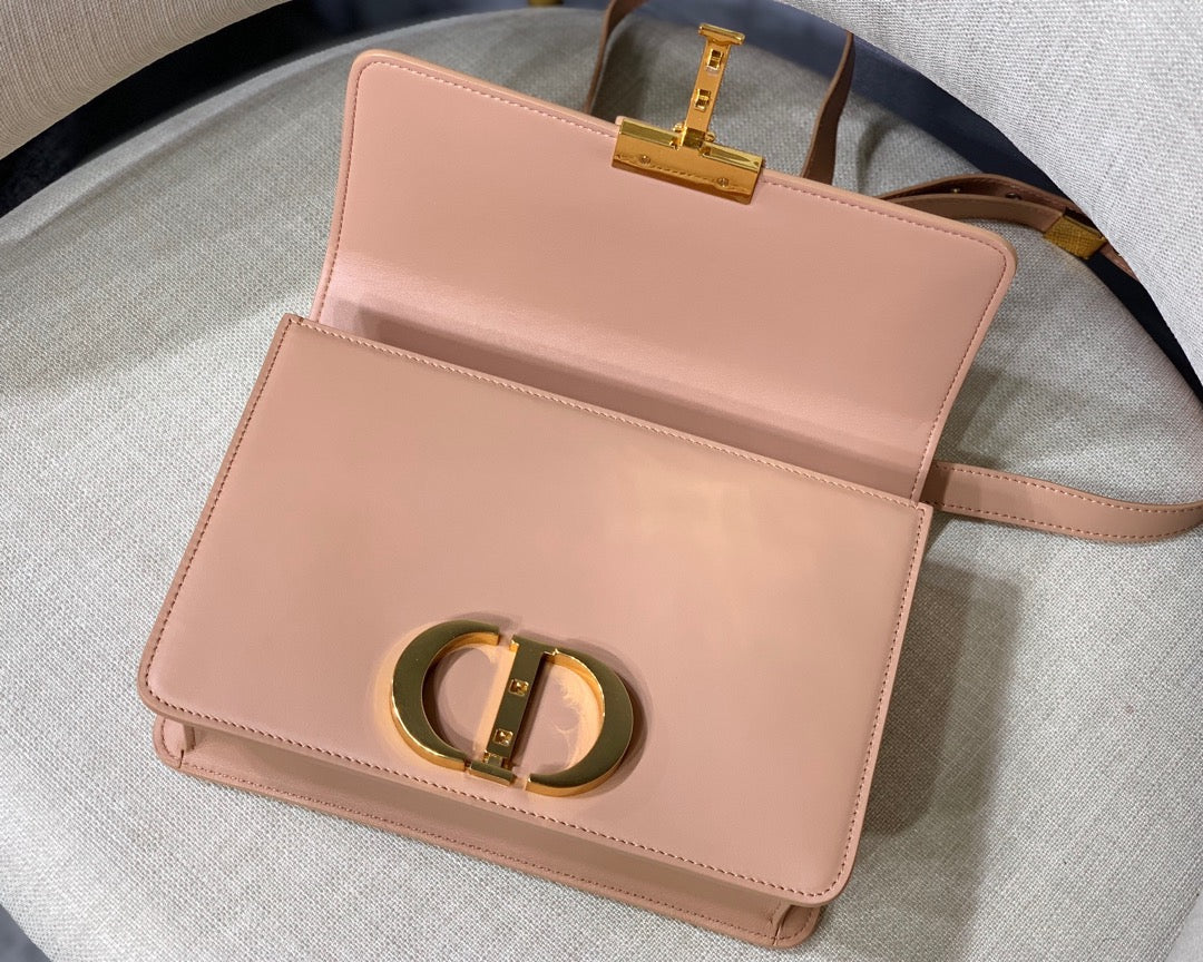 Dior 30 Montaigne Bag In Pink Box Calfskin