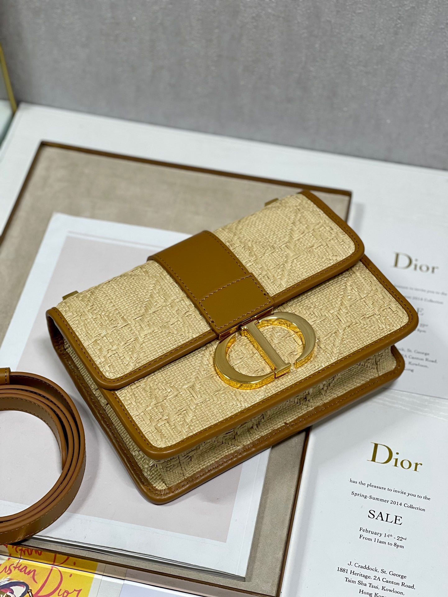 Dior 30 Montaigne In Brown Raffia Straw Bag