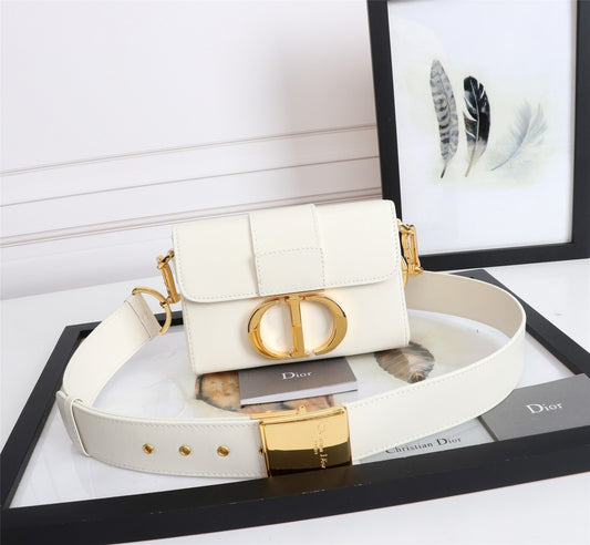 Dior 30 Montaigne Box Bag In White Box Calfskin