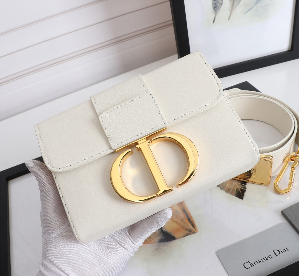 Dior 30 Montaigne Box Bag In White Box Calfskin