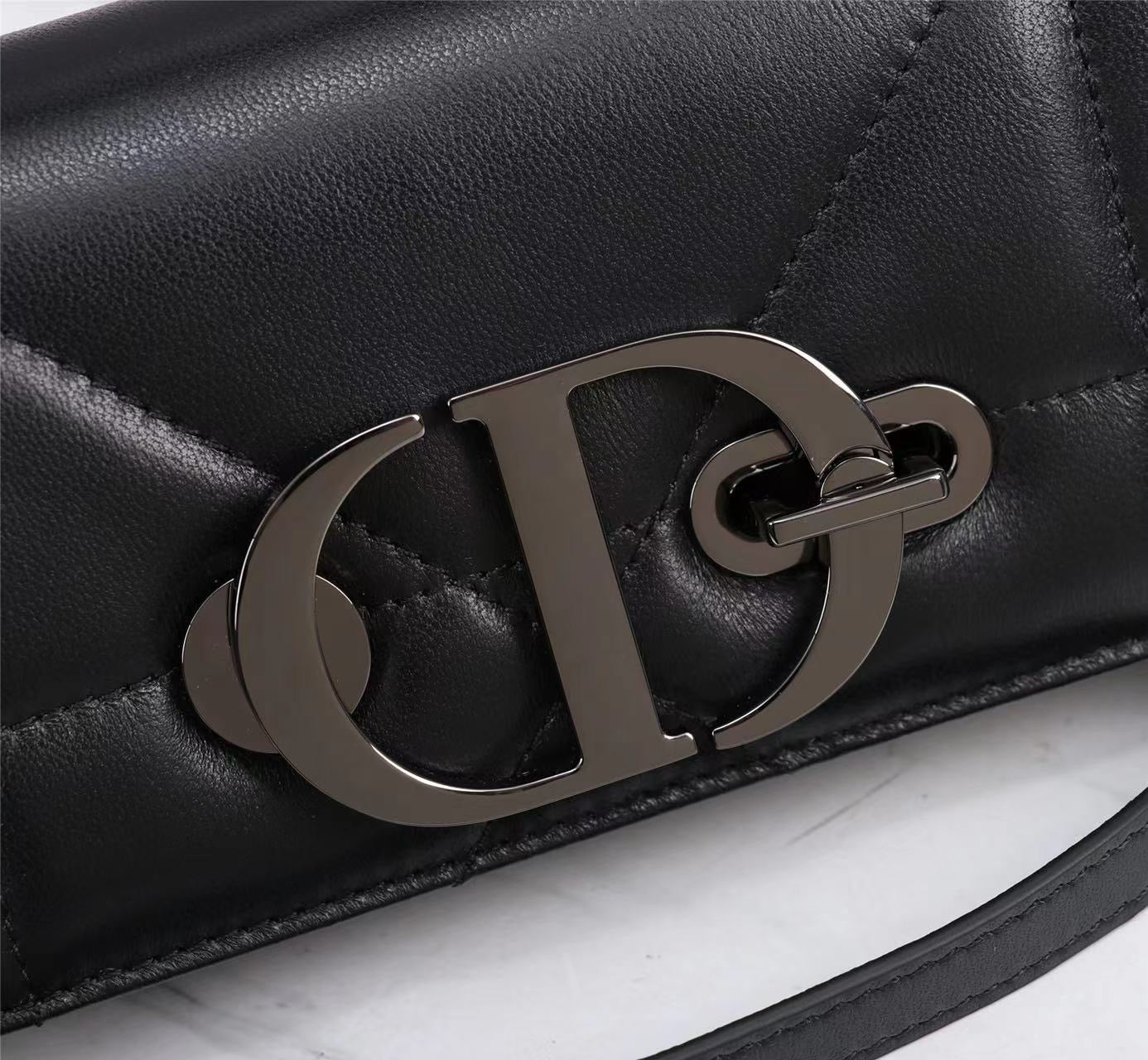 Dior 30 Montaigne Chain Bag With Handle In Black Lambskin