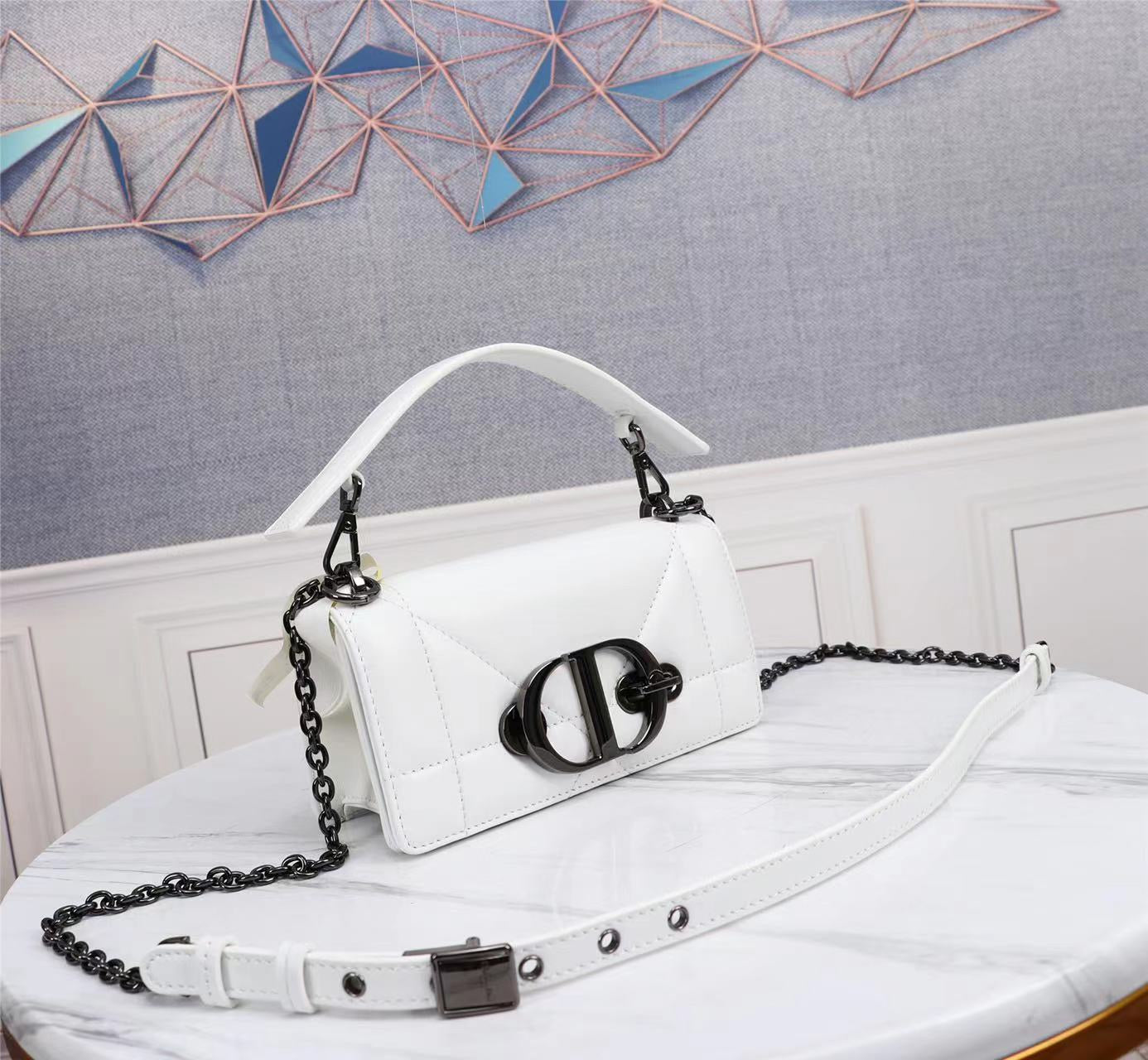 Dior 30 Montaigne Chain Bag With Handle In White Lambskin