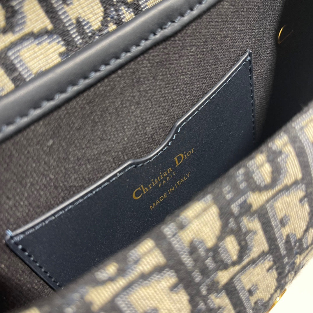 Dior Bobby East-West Bag In Oblique Jacquard Calfskin