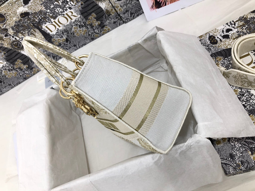 Dior Lady D-Lite Medium Bag In Platinum Christmas Collection