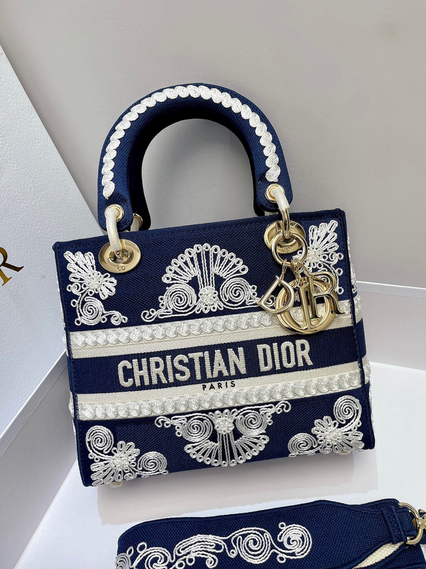 Dior Lady D-Lite Medium Bag In Dark Blue Toile de Jouy Embroidery