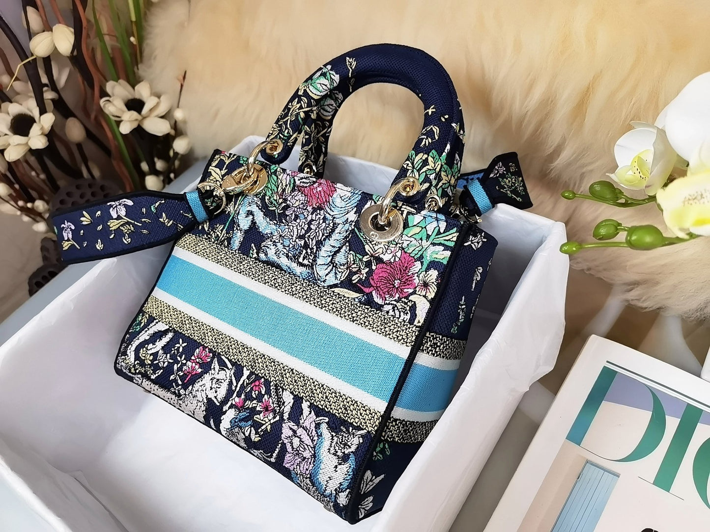 Dior Lady D-Lite Medium Bag In Animal Garden Series Embroidery