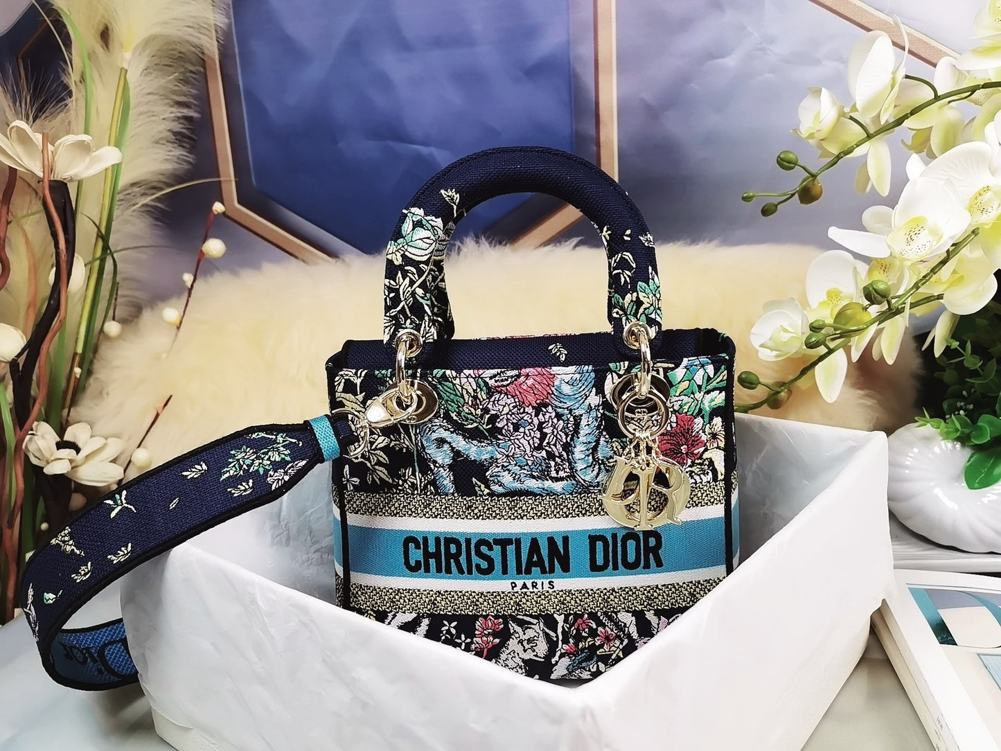 Dior Lady D-Lite Medium Bag In Animal Garden Series Embroidery