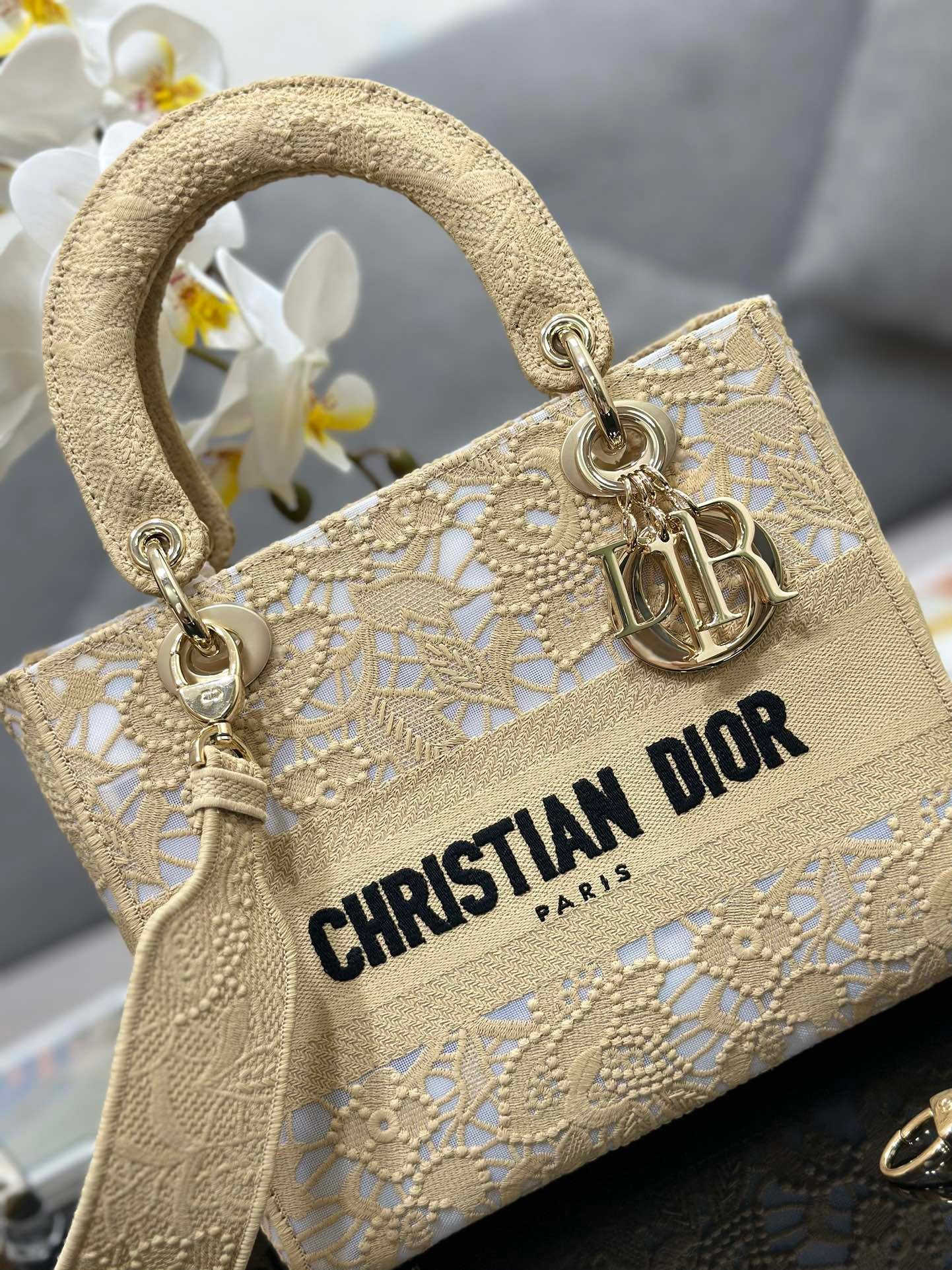 Dior Lady D-Lite Medium Bag in Beige Embroidery with Macrame Effect