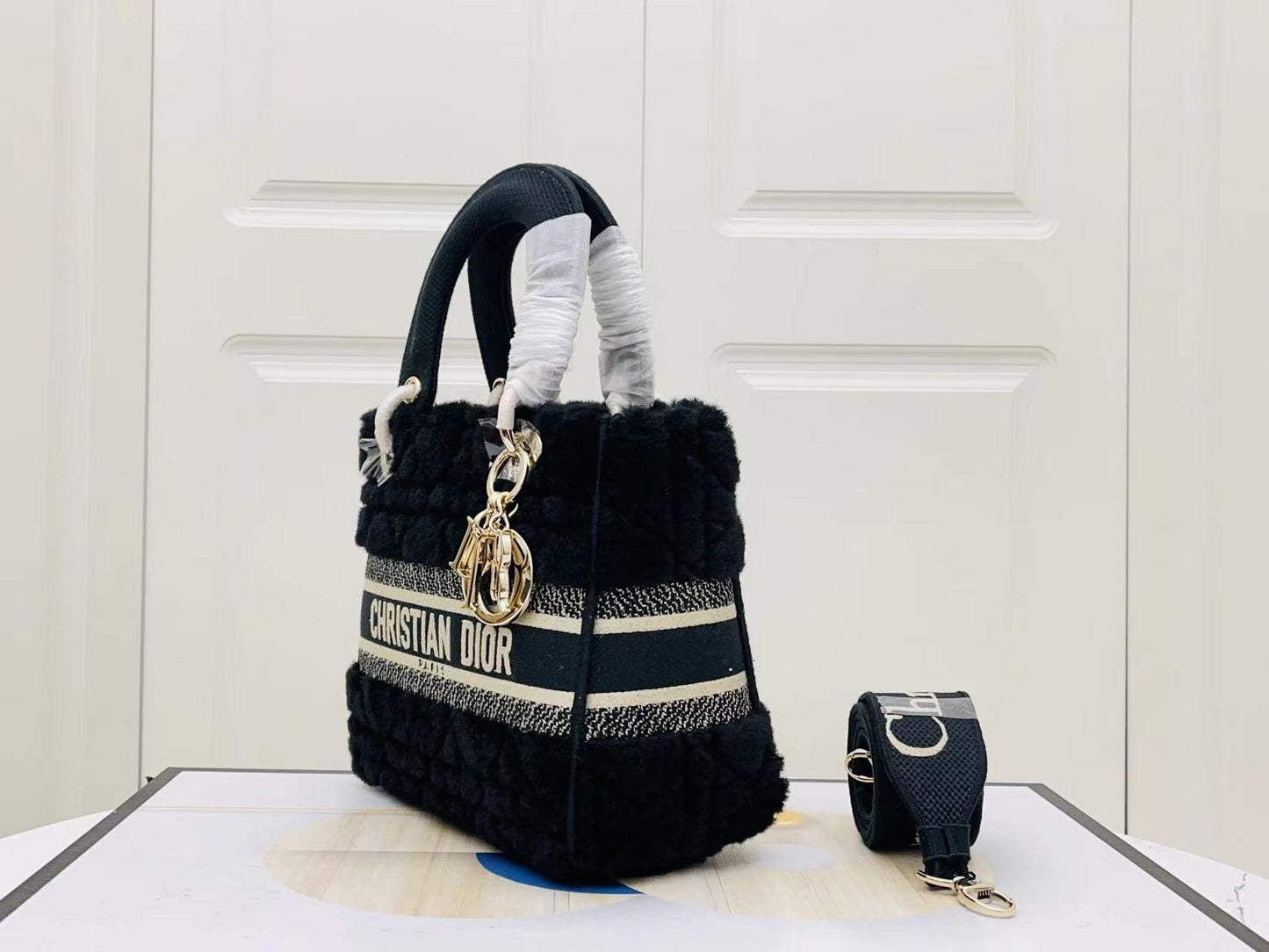 Dior Lady D-Lite Medium Bag In Black Lambswool