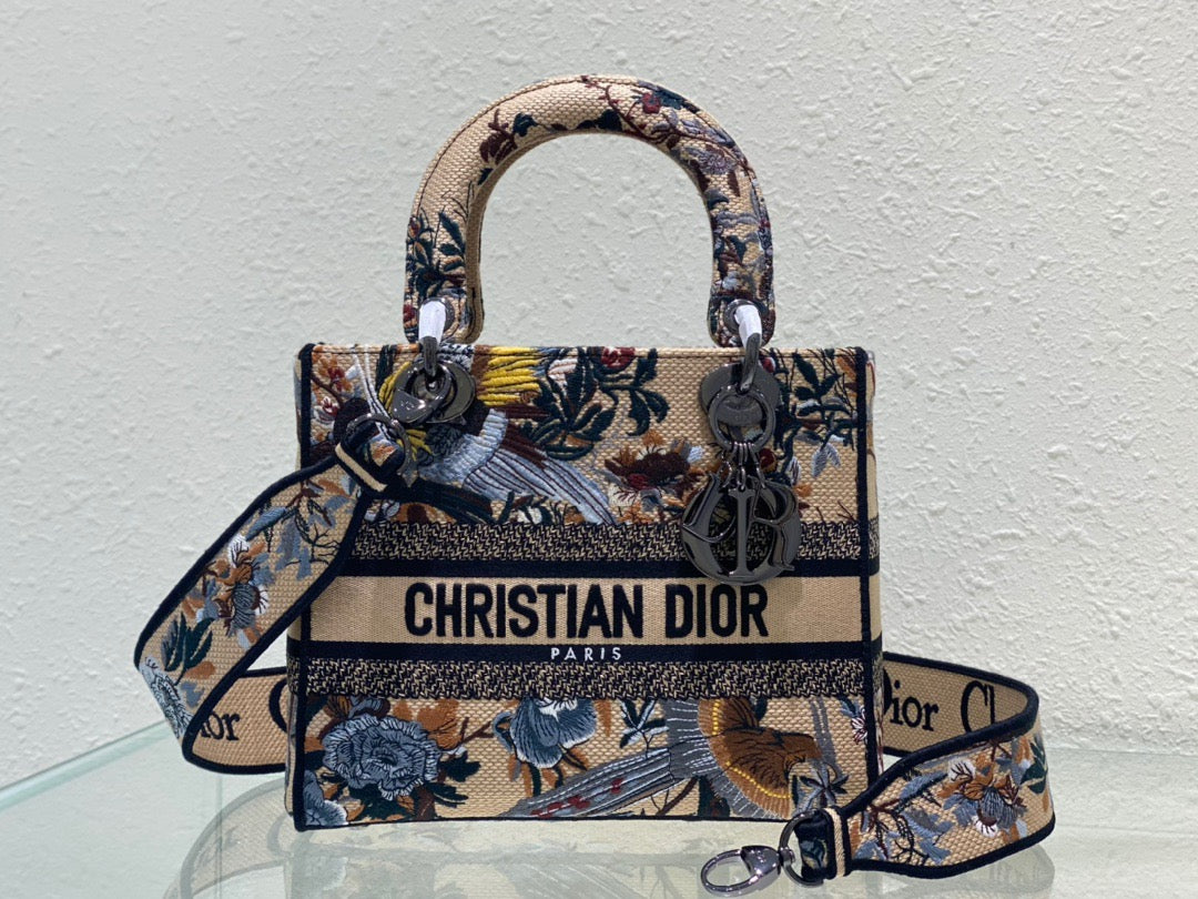 Dior Lady D-Lite Medium Bag In Winter Garden Embroidered