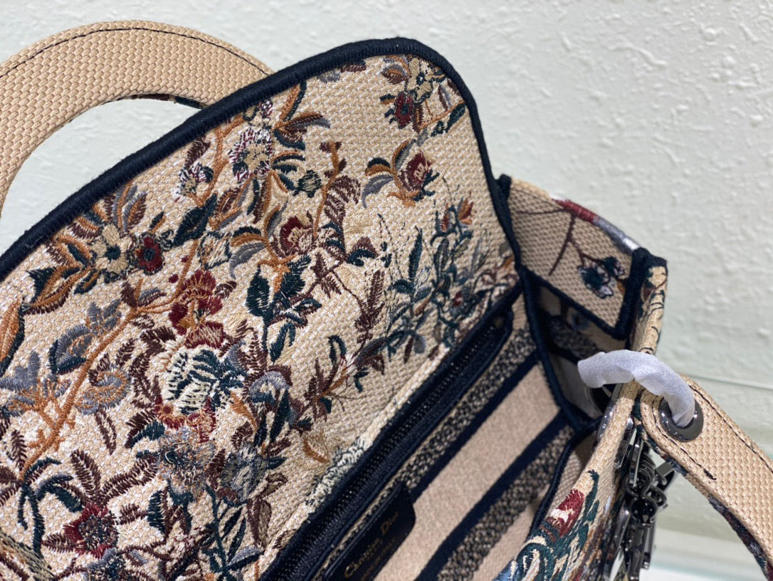 Dior Lady D-Lite Medium Bag In Winter Garden Embroidered