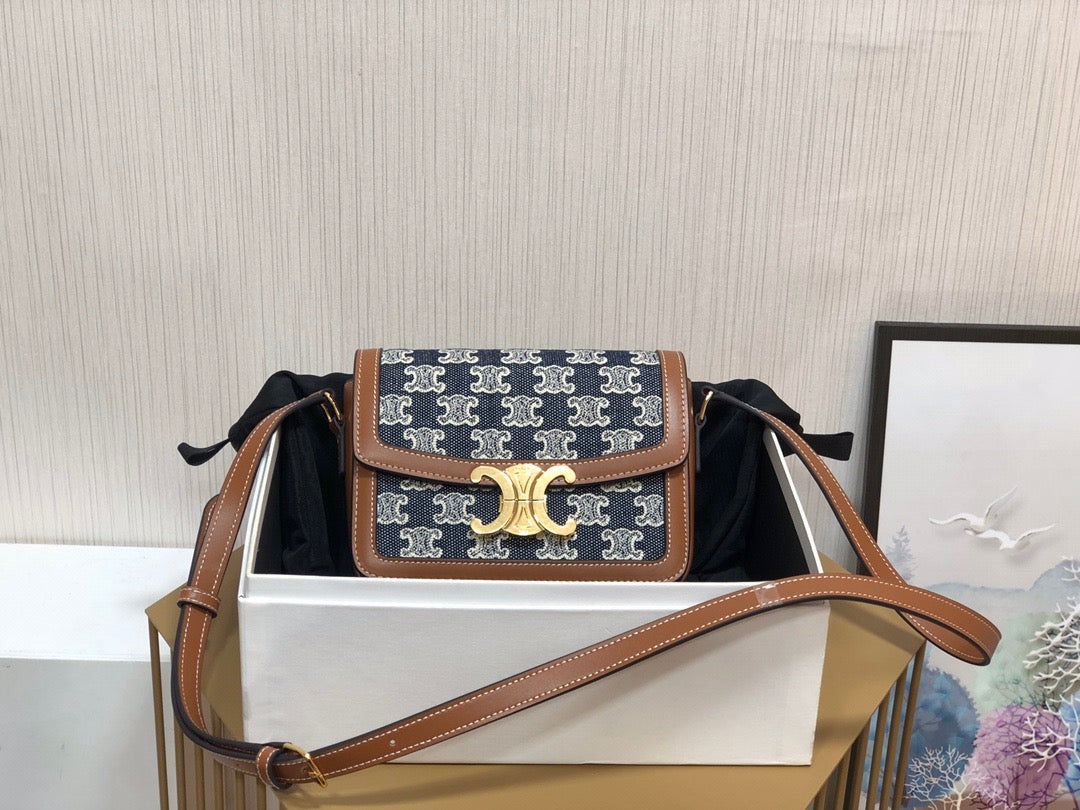 Celine Classic Box Teen Bag In Fabric Patchwork leather Vintage Canvas Box