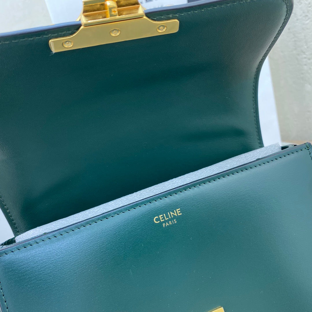 Celine Triomphe Teen Bag In Dark Green Leather