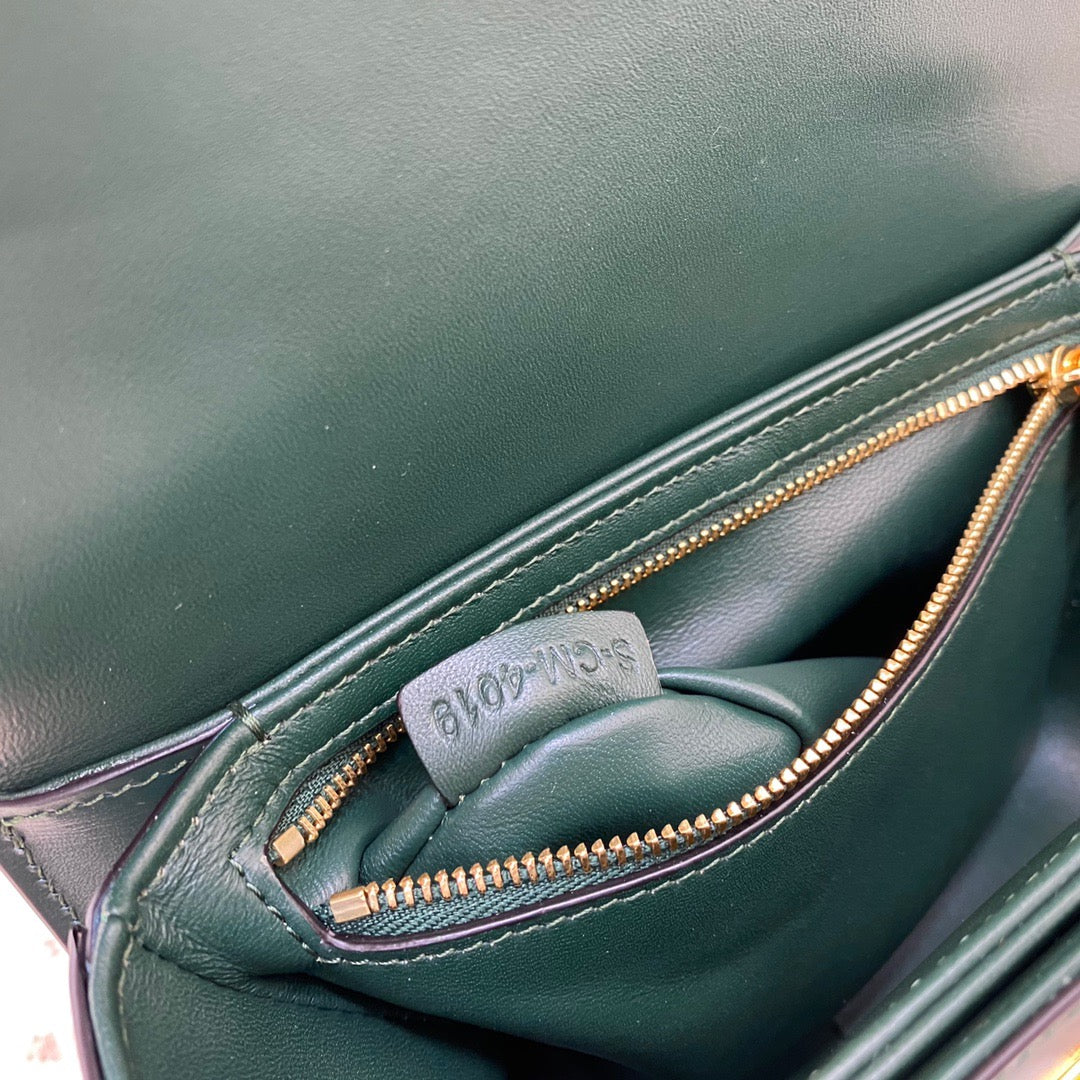 Celine Triomphe Teen Bag In Dark Green Leather