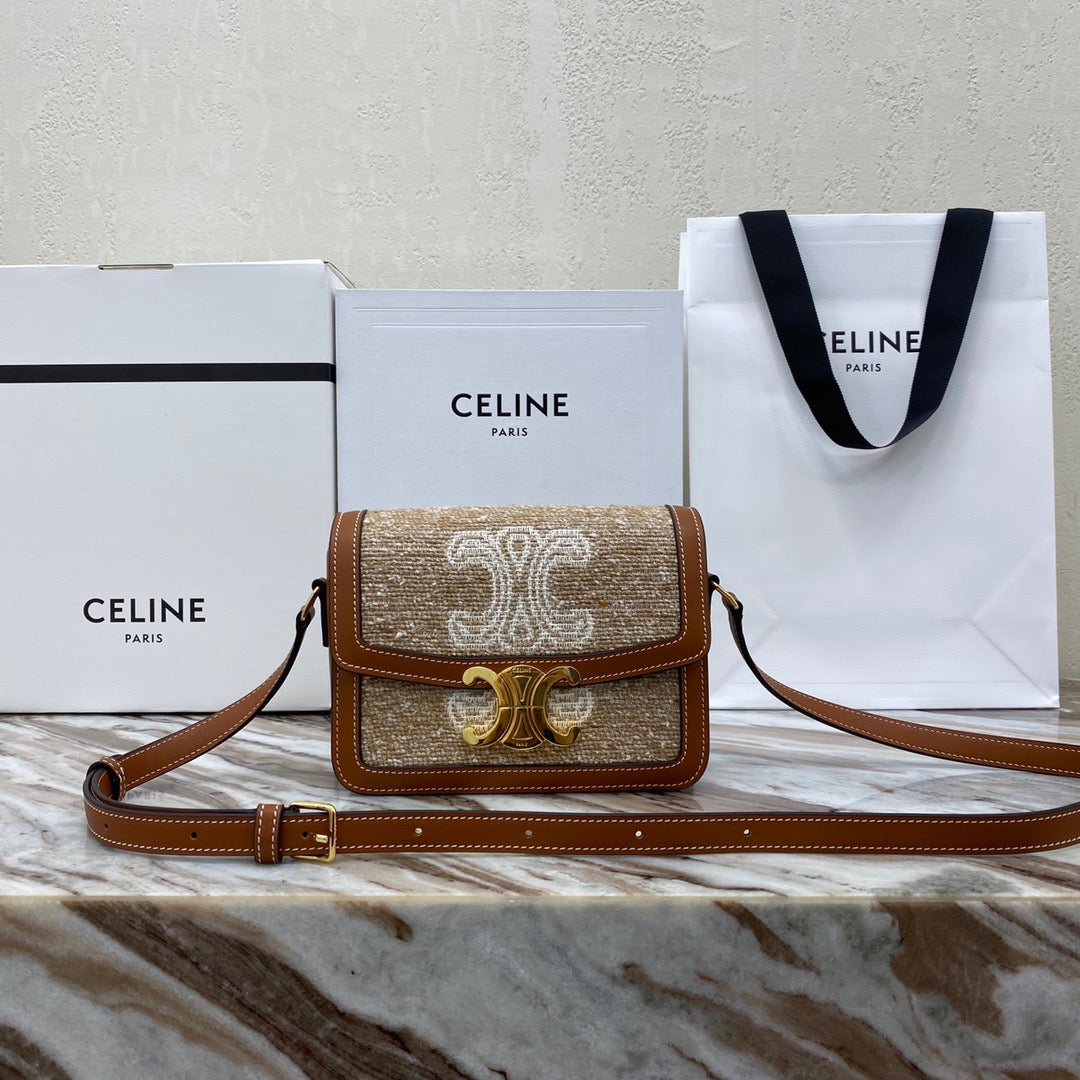 Celine Classic Triomphe Teen Bag In Fabric Patchwork leather Vintage Canvas Box