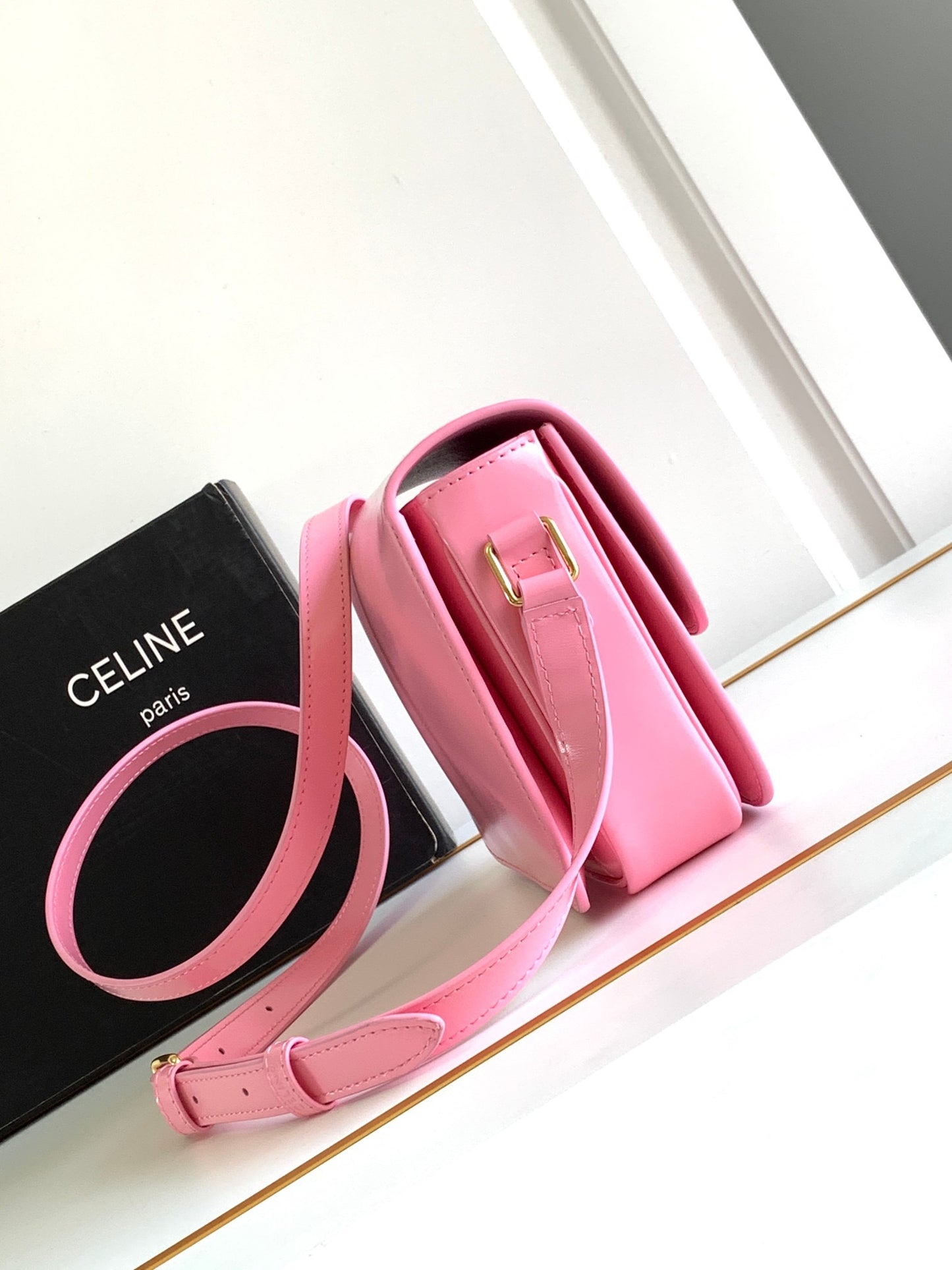 Celine Triomphe Teen Bag In  Sakura Powder Leather