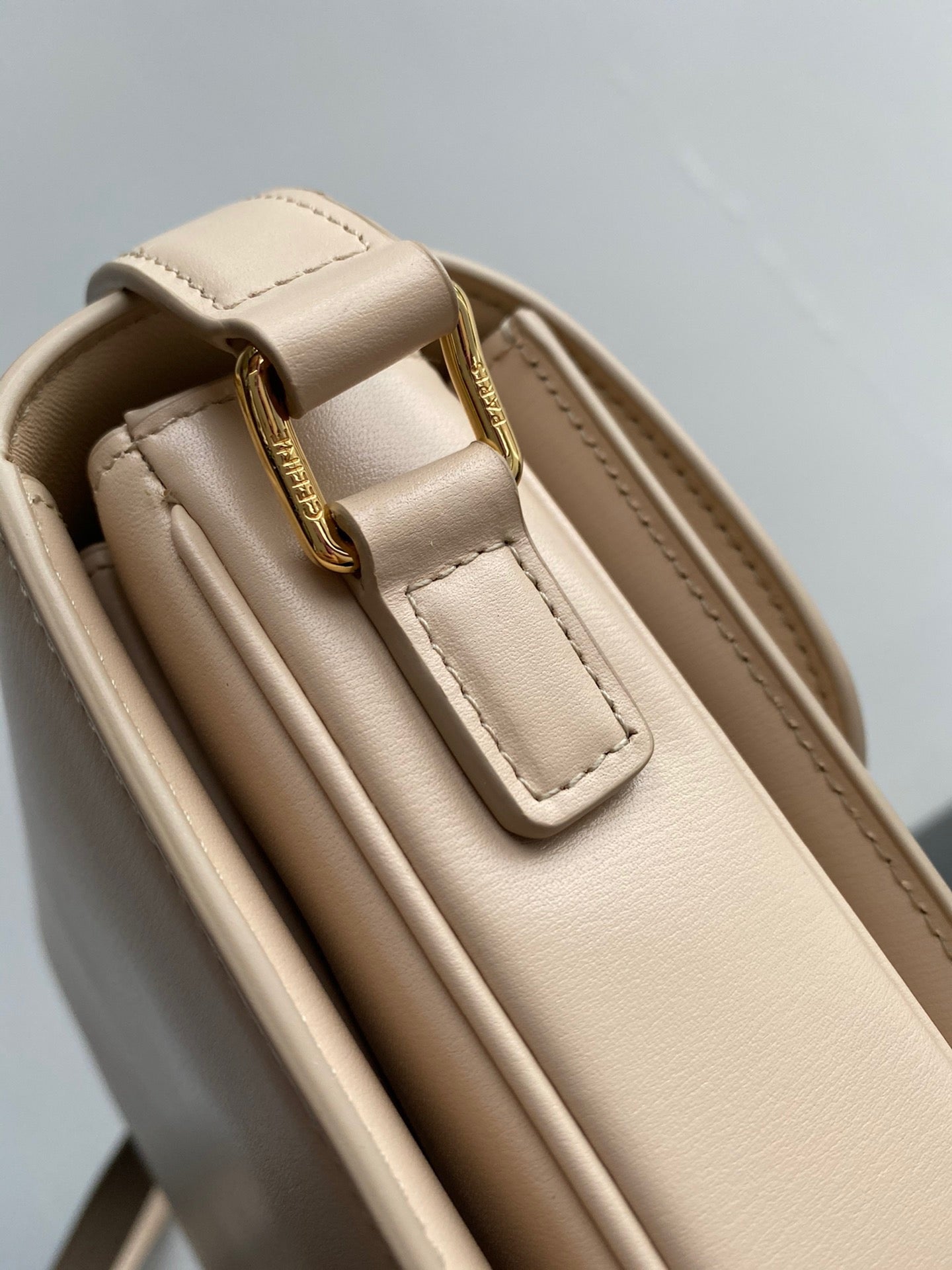 Celine Triomphe Medium Bag In Beige Smooth Calfskin