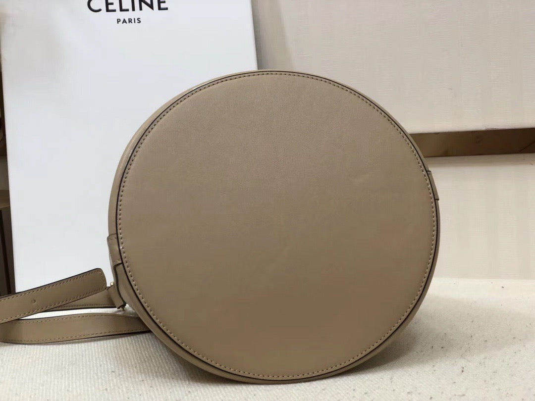 Celine Bucket Maillon Triomphe Bag In Light Brown calfskin Leather