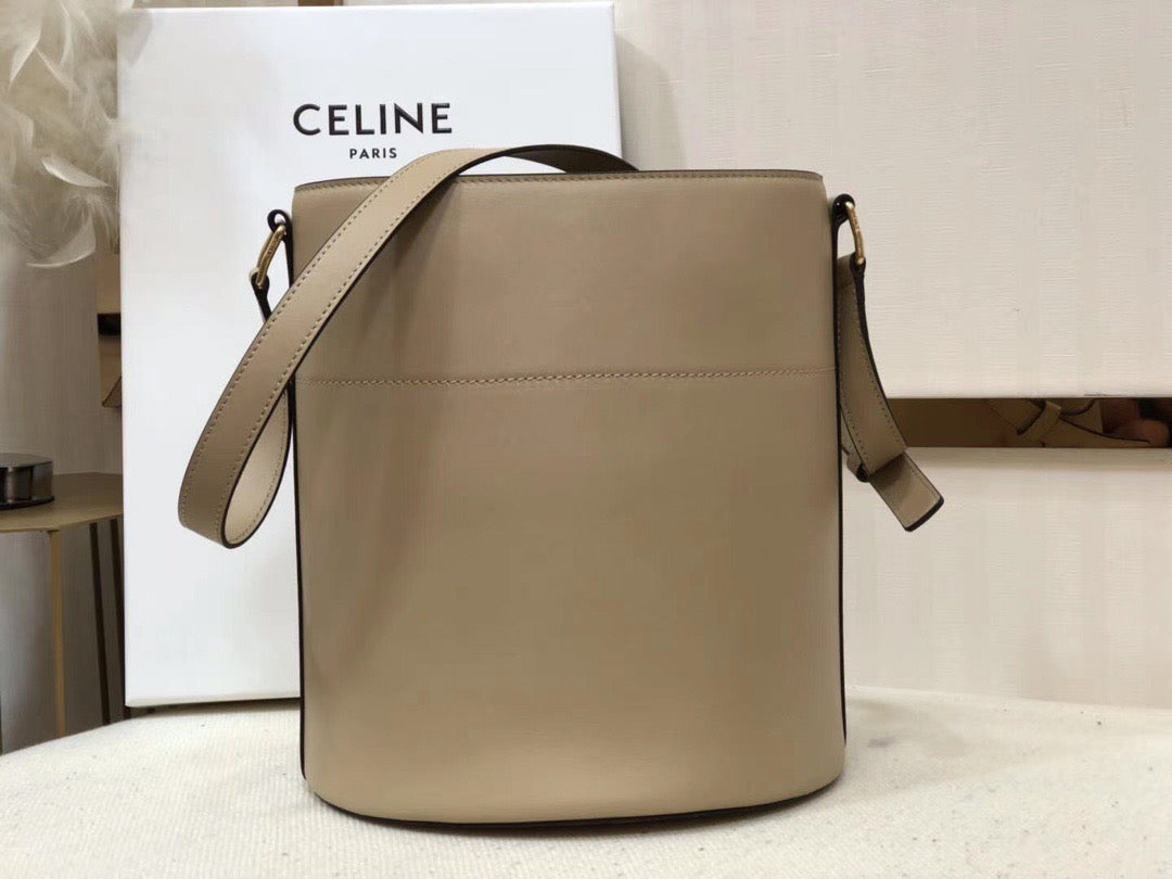 Celine Bucket Maillon Triomphe Bag In Light Brown calfskin Leather