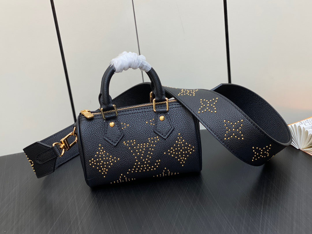 LV Speedy 16 In Black Rivet Model