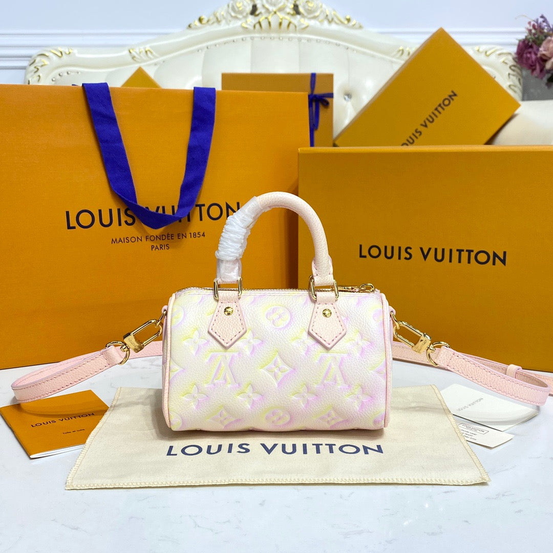 LV Speedy 16 In Pink Star Model