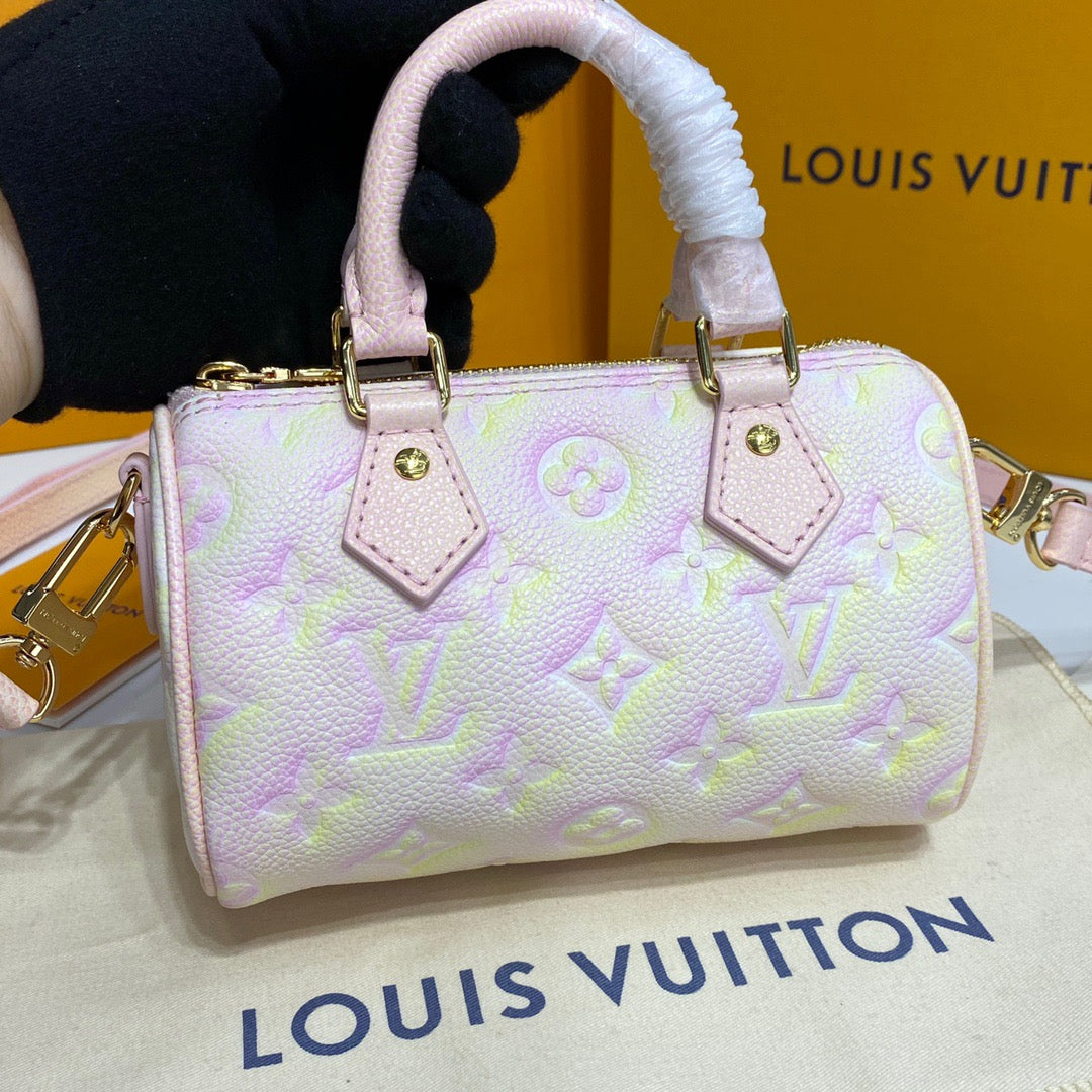 LV Speedy 16 In Pink Star Model