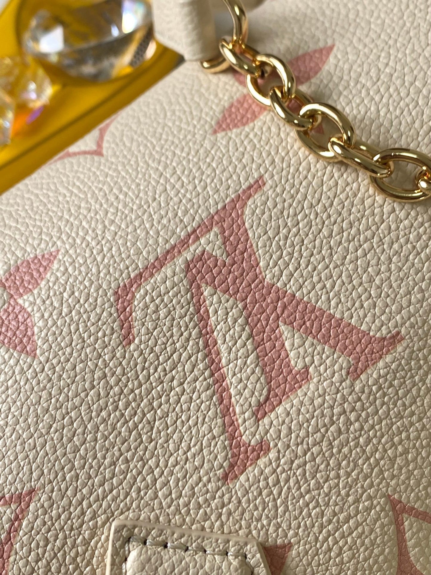 LV Speedy 20 Strawberry Cream Series