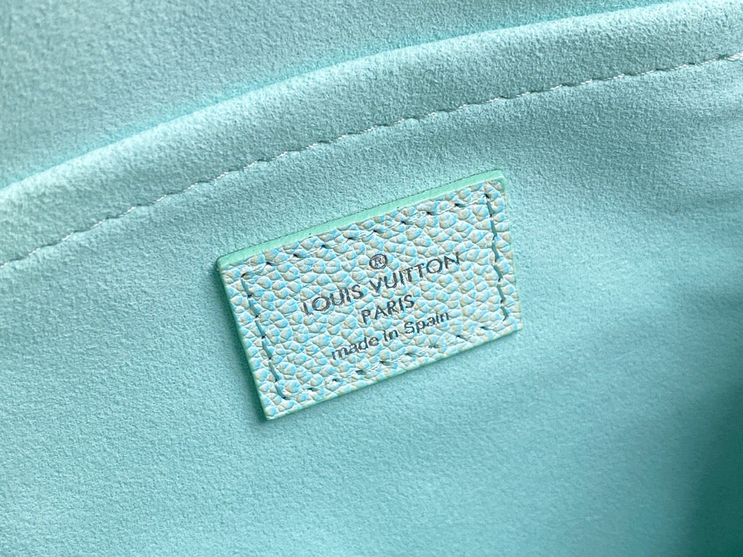 LV Speedy 20 In Mint Green Summer Star Series