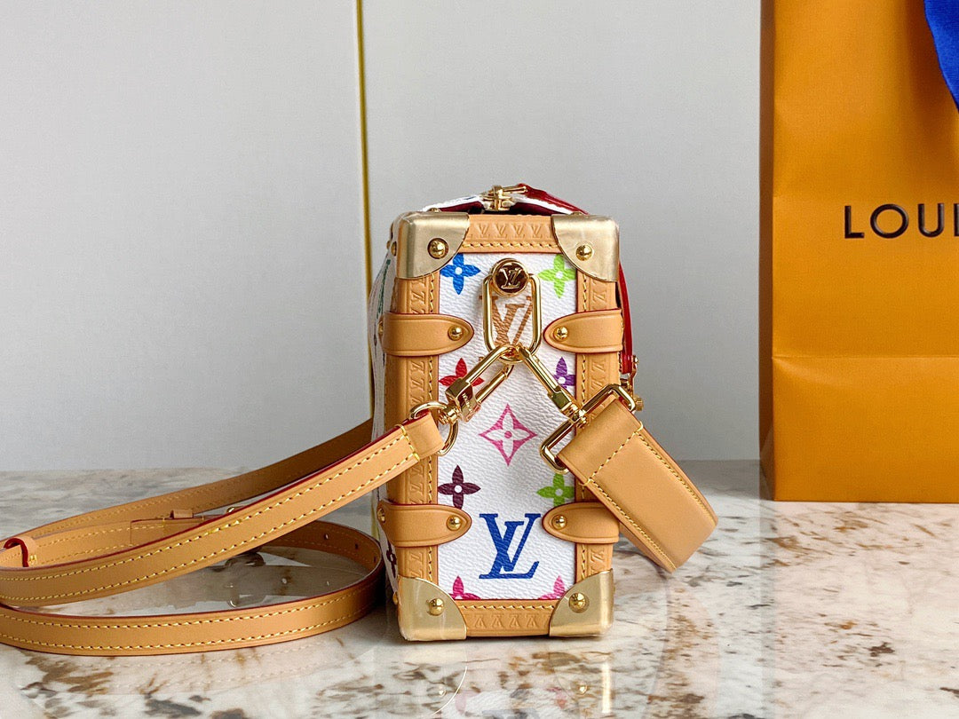 Louis Vuitton Monogram Multicolor Eye Miss You White