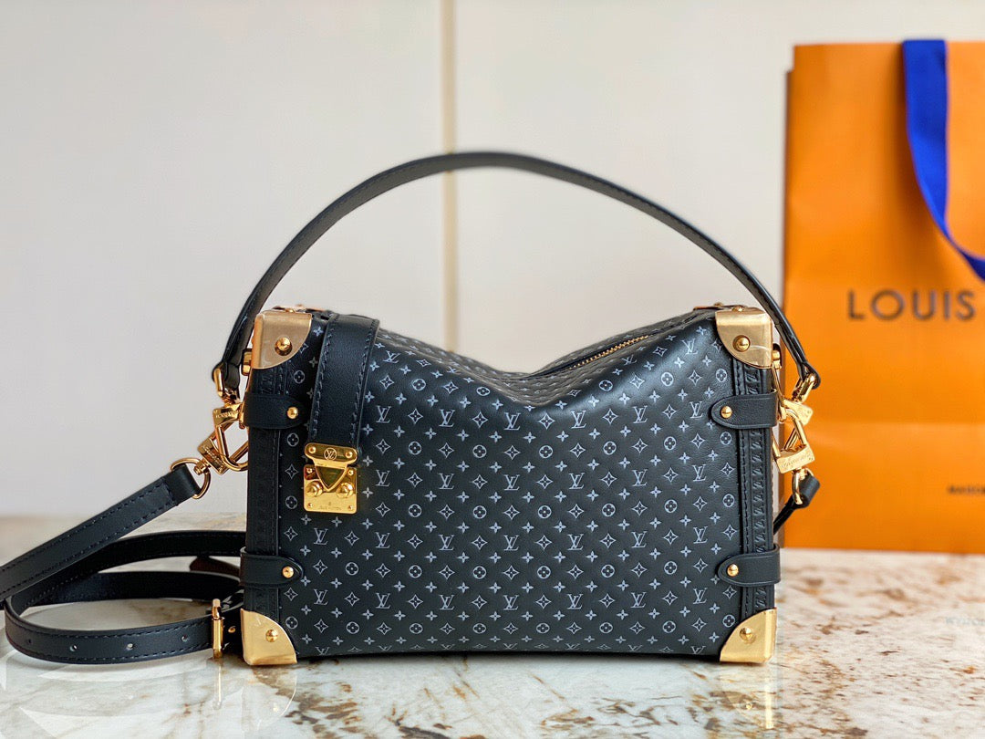 Louis Vuitton Black Daphne Series