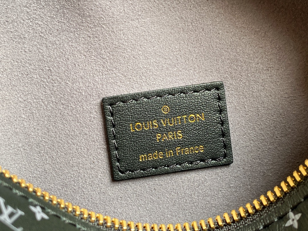 Louis Vuitton Black Daphne Series