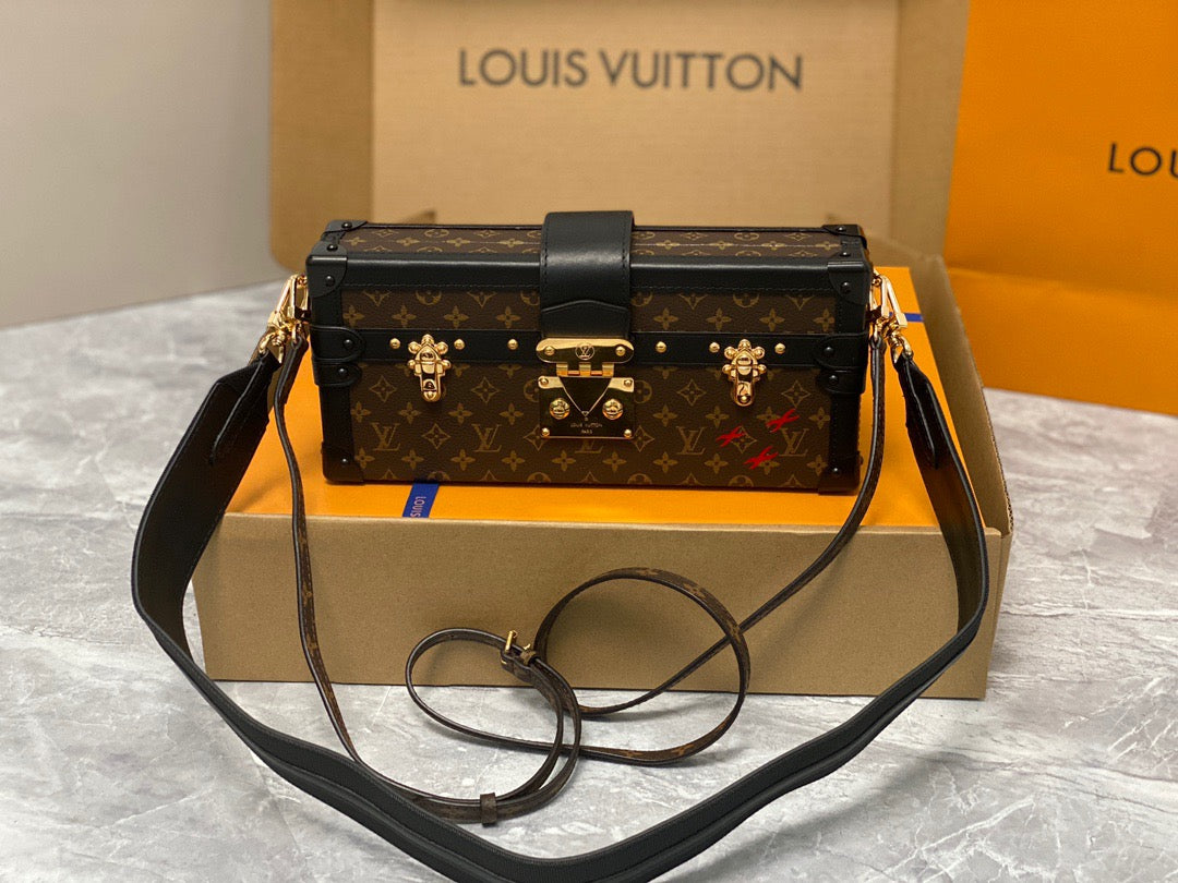 Louis Vuitton Petite Malle Presbyopia Series