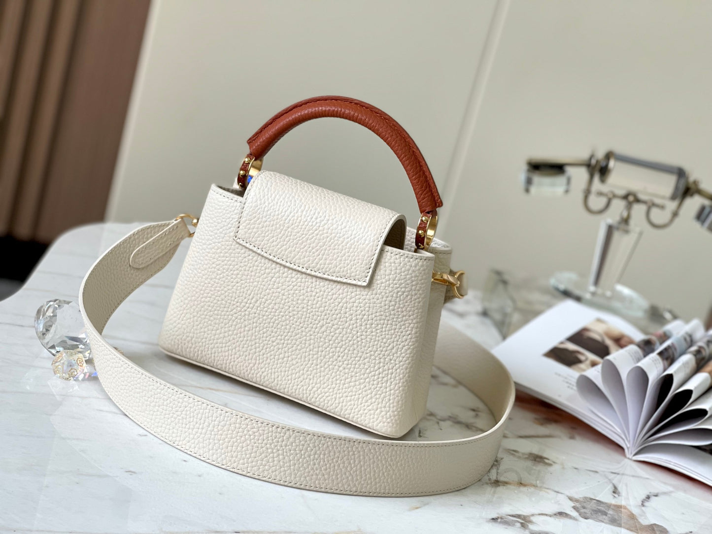 Louis Vuitton Capucines Mini  Bag In Beige