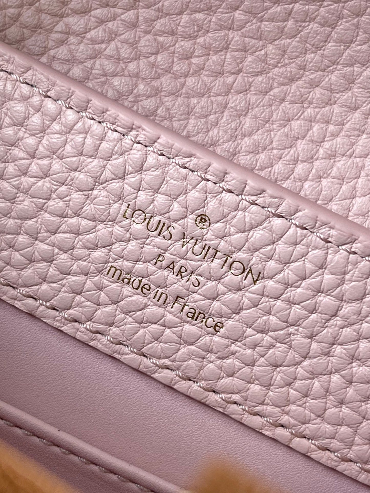 Louis Vuitton Capucines Mini  Bag In Pink