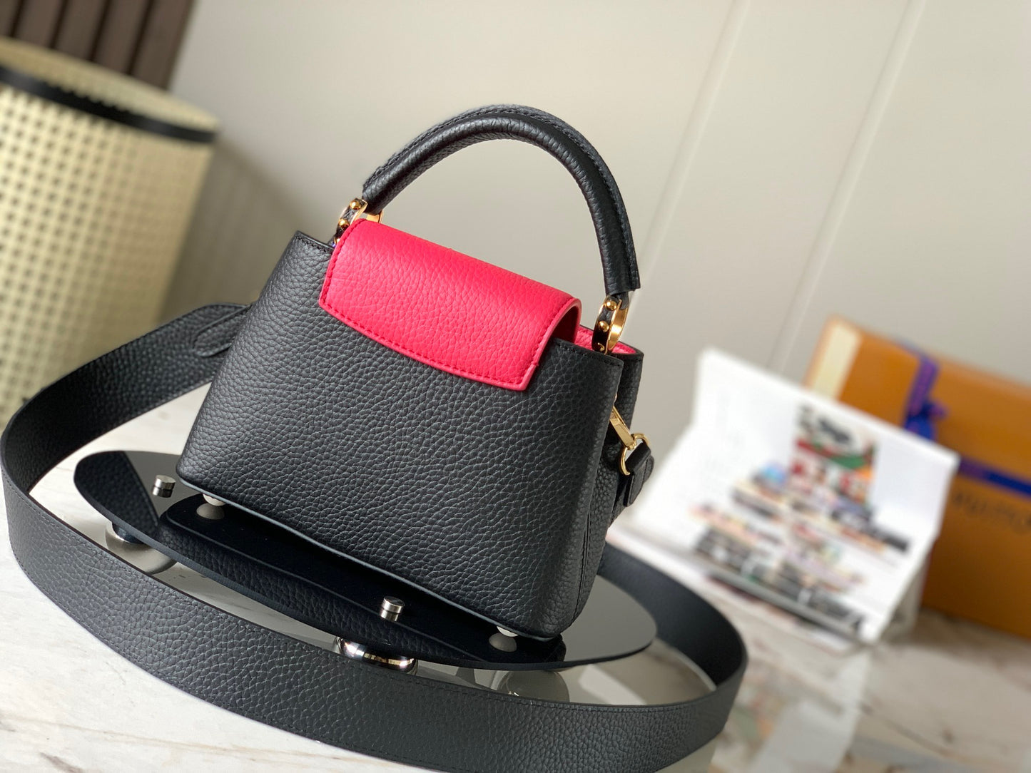 Louis Vuitton Capucines Mini  Bag In Black With Rose Red Lining