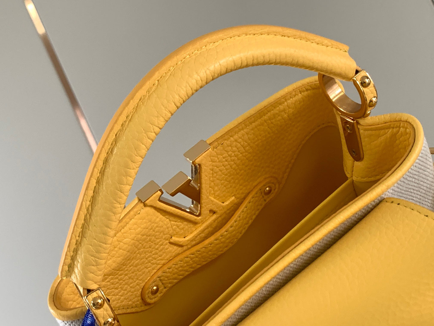 Louis Vuitton Capucines Mini  Bag In Beige With Yellow Handle