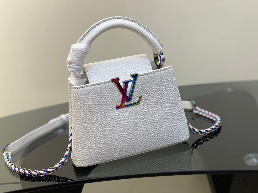 Louis Vuitton Capucines Mini  Bag In White